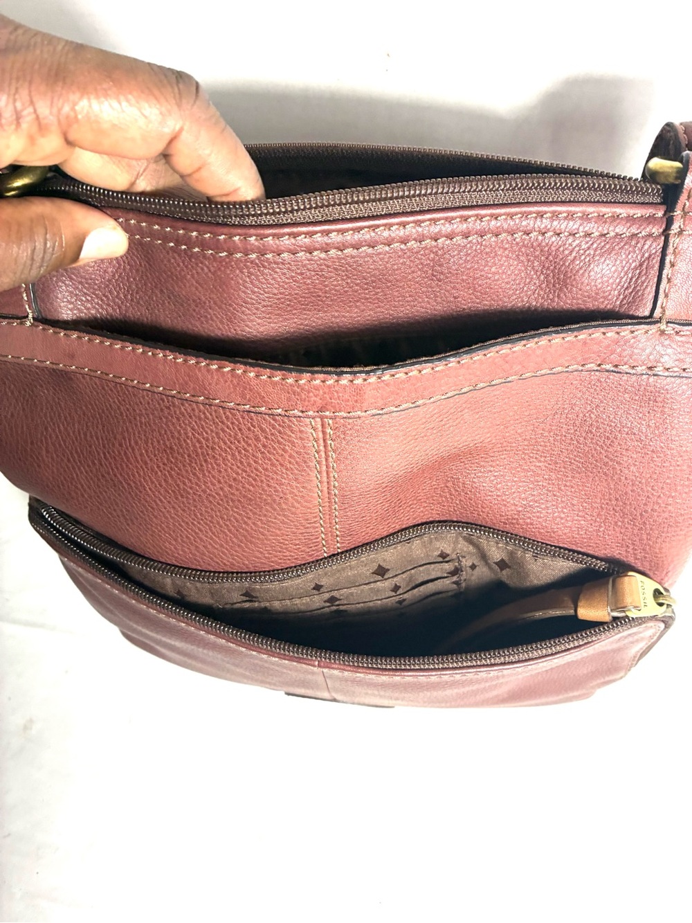 Fossil Morgan Traveler Brown Leather Messenger Crossbody Bag Key Charm - Picture 8 of 16